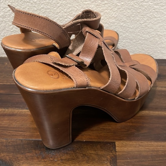 NNB sblock heel tan brown strappy leather platform shoes size 7 - Picture 15 of 16
